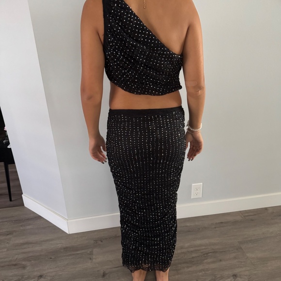 Zara rhinestone top with skirt - Picture 4 of 5